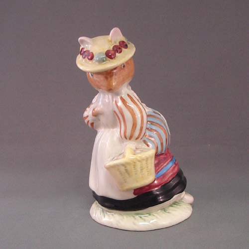 Lady Woodmouse, DBH 05,Brambly Hedge Royal Doulton