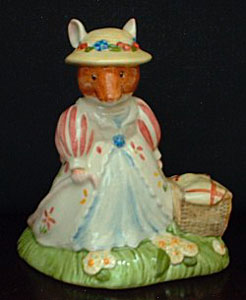 Lady Woodmouse, DBH 32, Brambly Hedge Royal Doulton