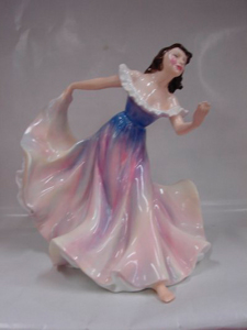 A Gypsy Dance   Royal Doulton Figurine Dancer